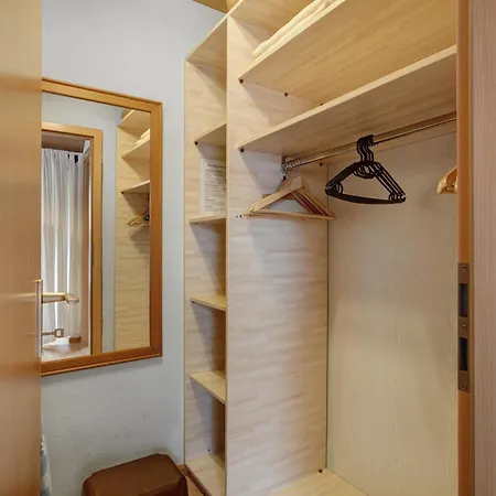 Thelen Apartment